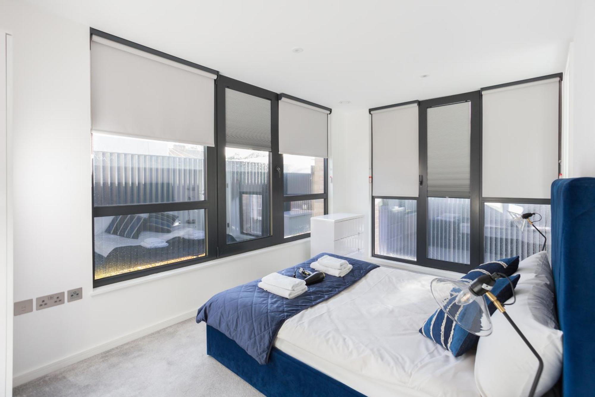 The Vale - Luxury Apartments Лондон Екстериор снимка