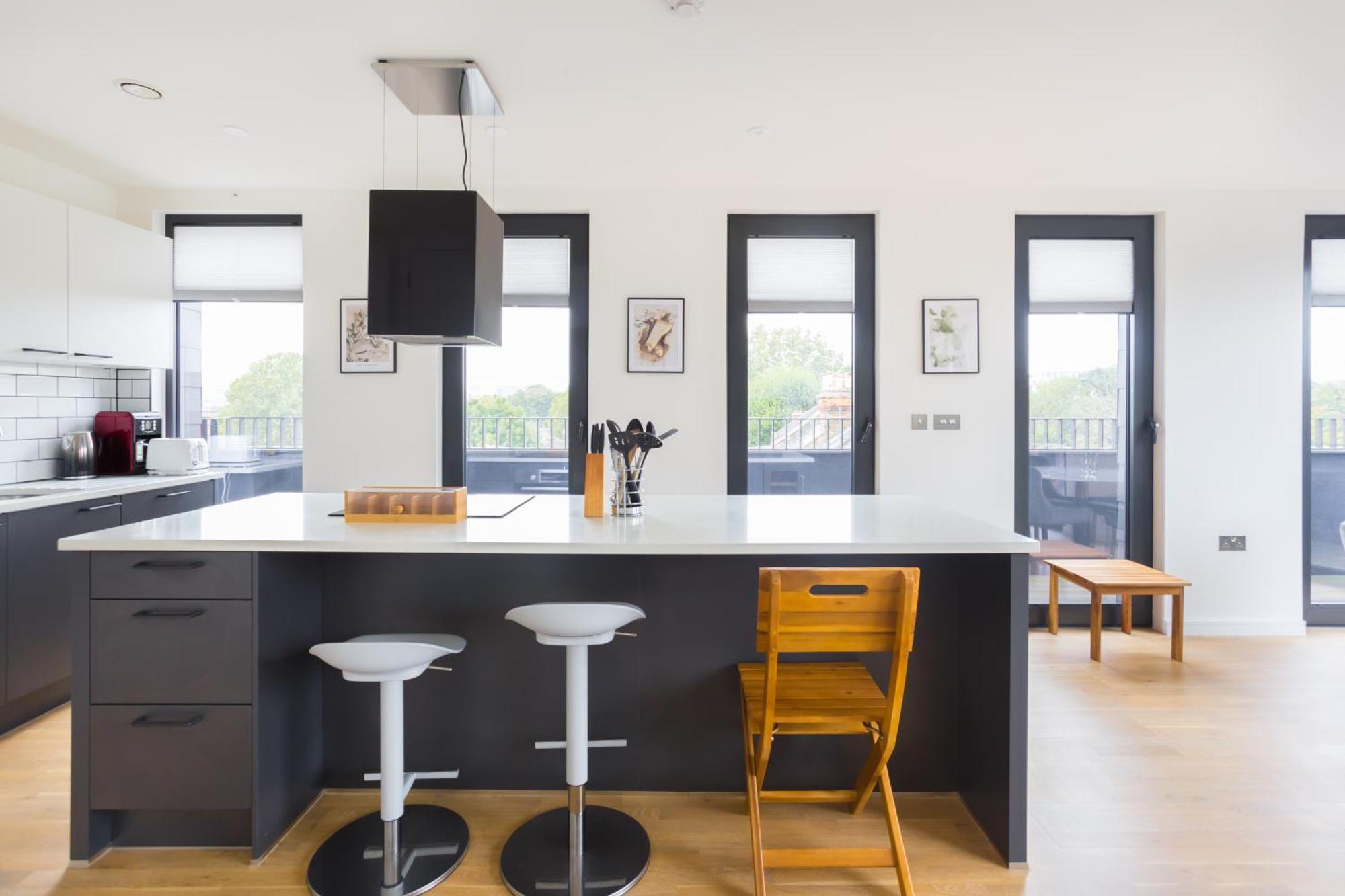 The Vale - Luxury Apartments Лондон Екстериор снимка