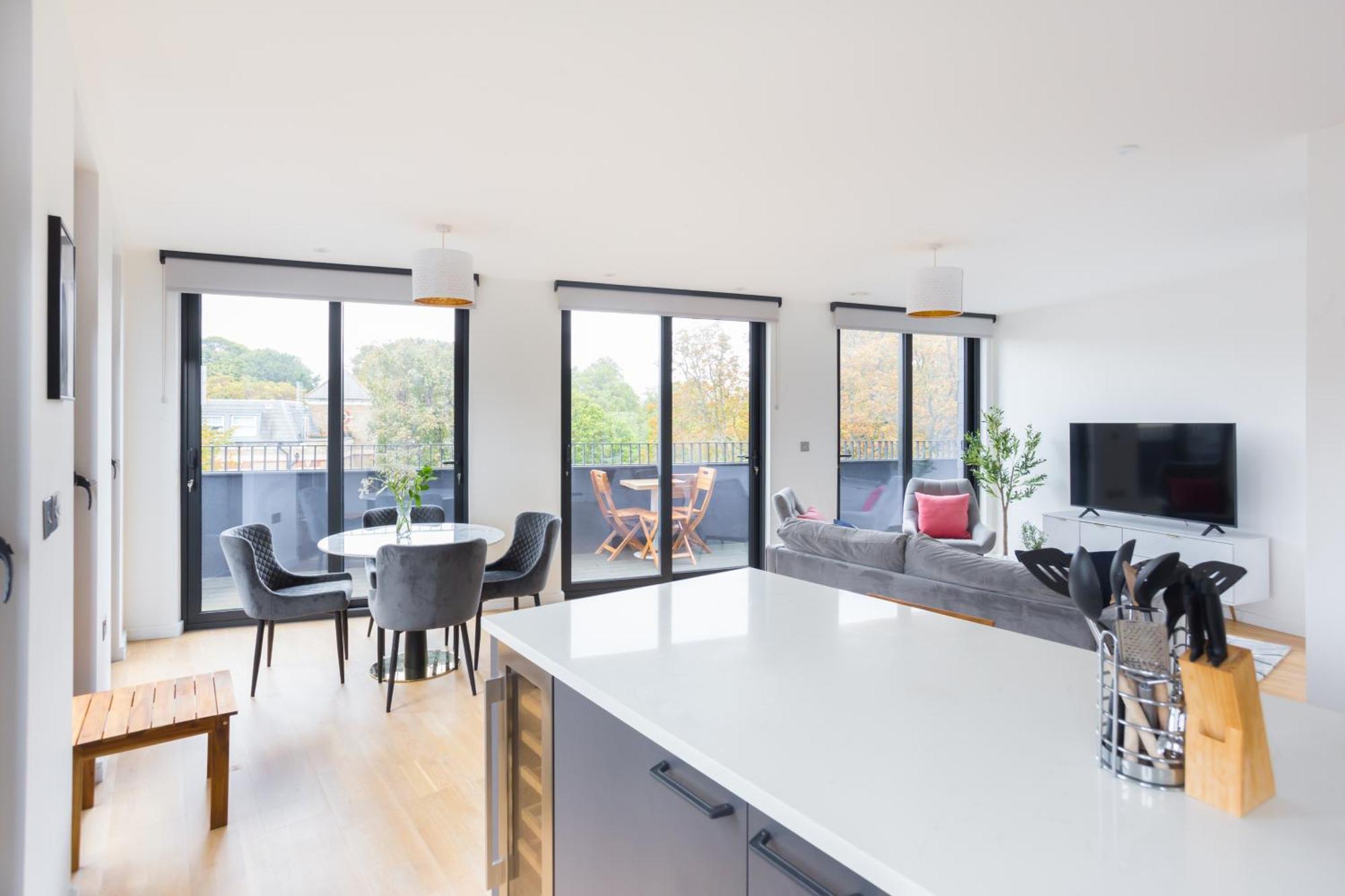 The Vale - Luxury Apartments Лондон Екстериор снимка