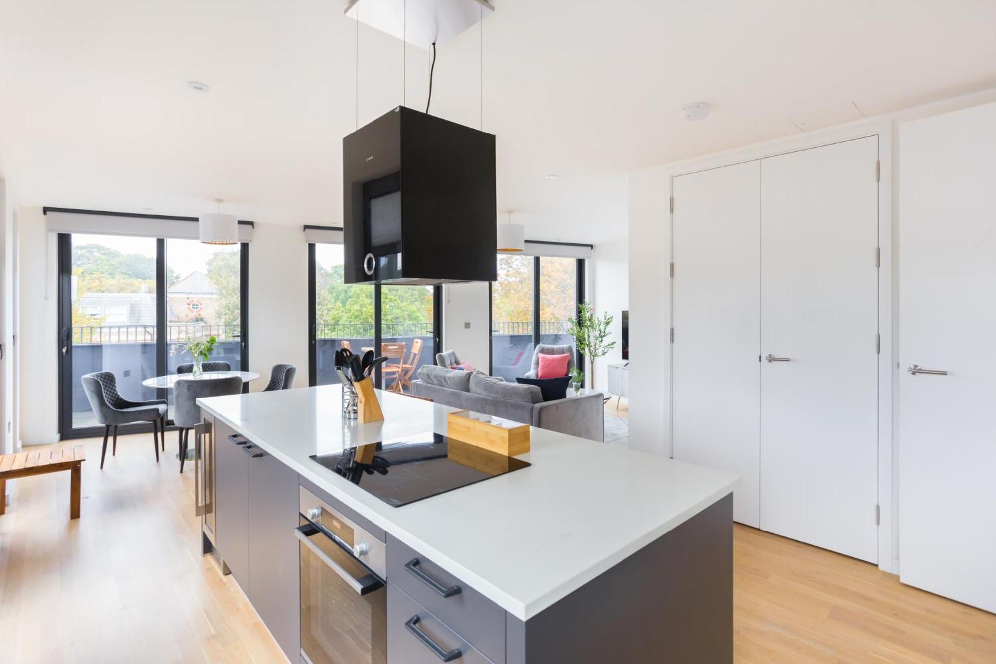 The Vale - Luxury Apartments Лондон Екстериор снимка