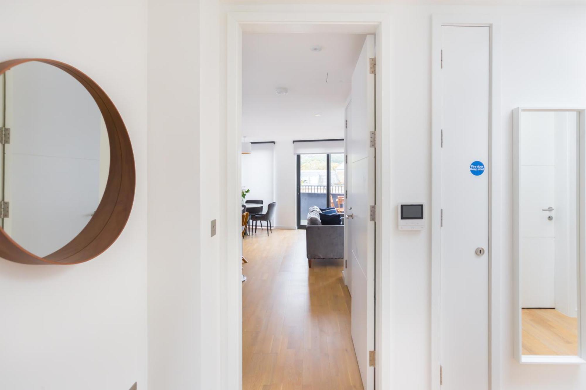 The Vale - Luxury Apartments Лондон Екстериор снимка