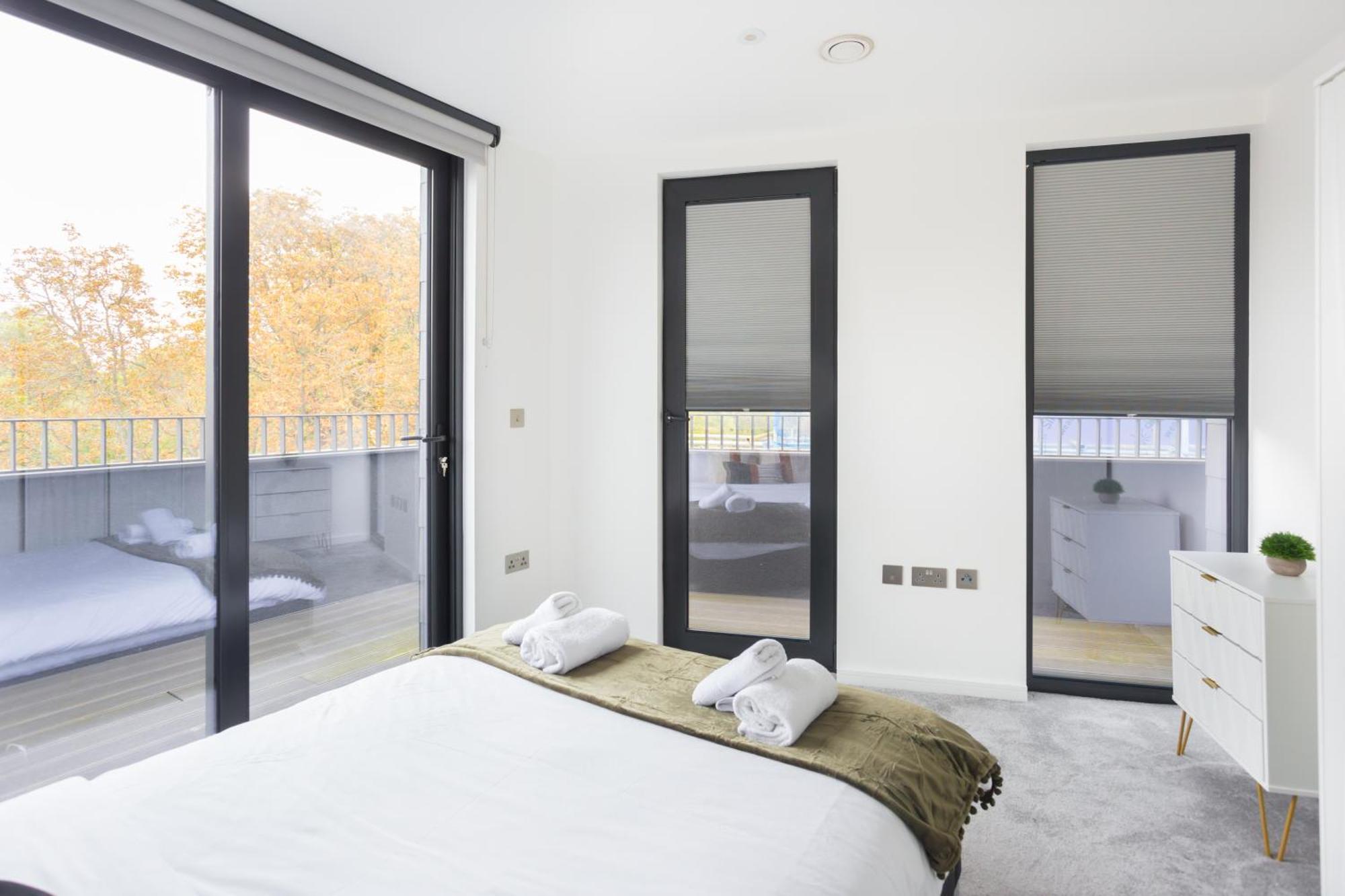 The Vale - Luxury Apartments Лондон Екстериор снимка