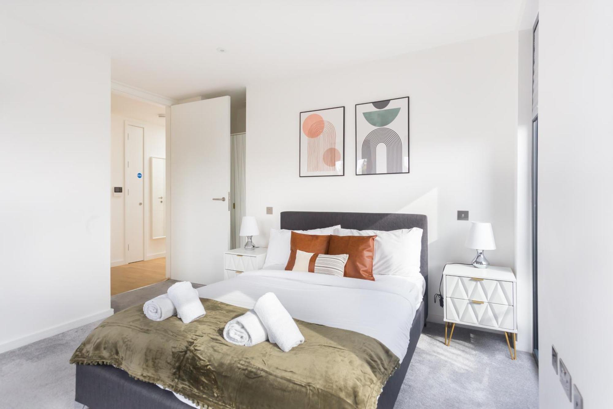 The Vale - Luxury Apartments Лондон Екстериор снимка